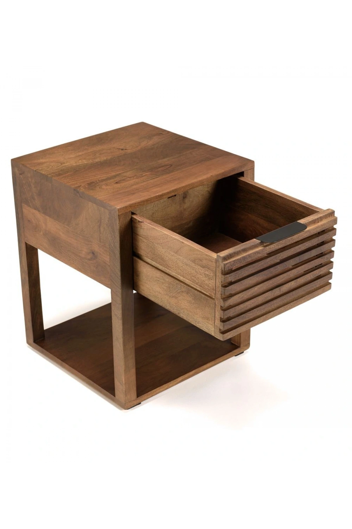 Rústico modelo de cómoda con rejilla de madera maciza