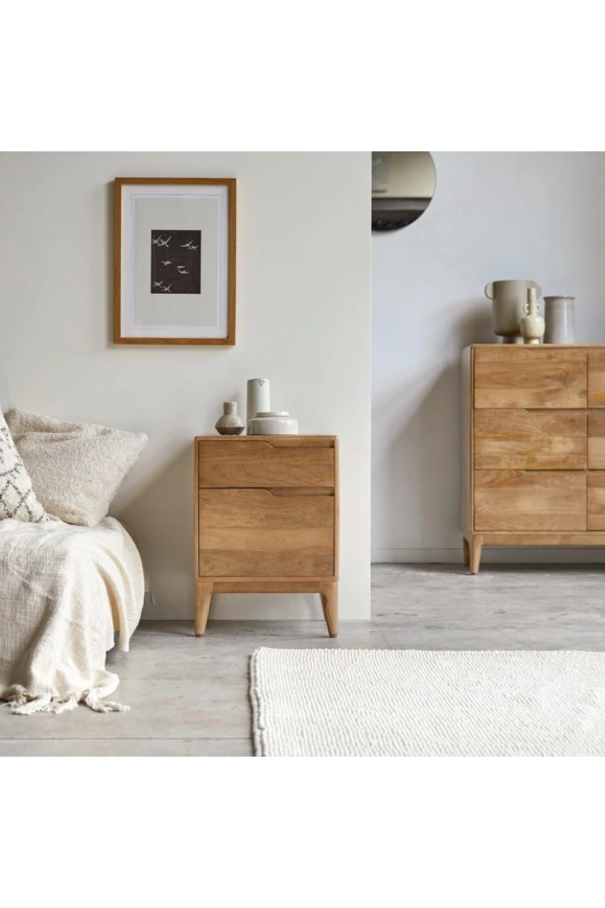 Gabrielle Masif Ahşap Mango Model Komodin