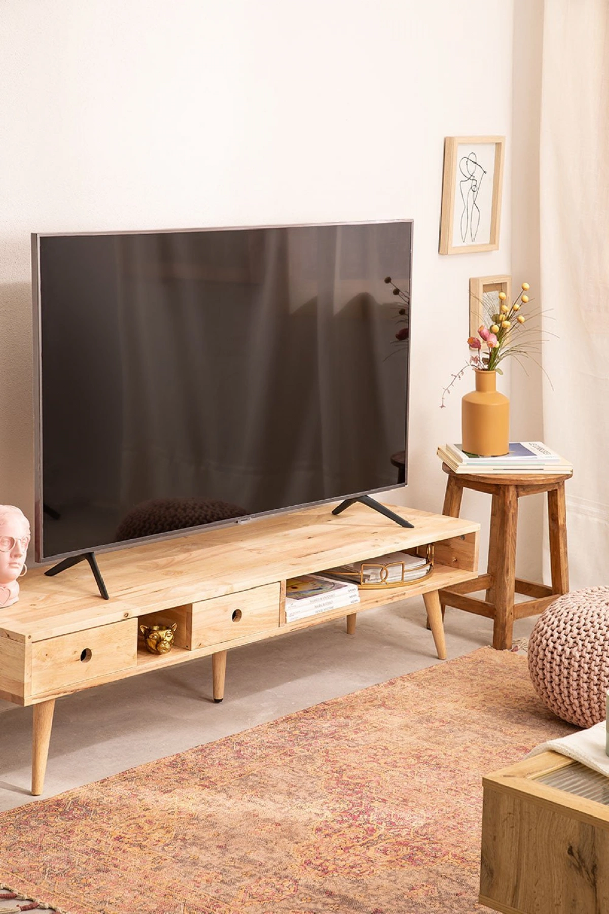 Ayarlanabilir Raysız Çekmeceli Ahşap Modern TV Ünitesi 150x36x40 cm