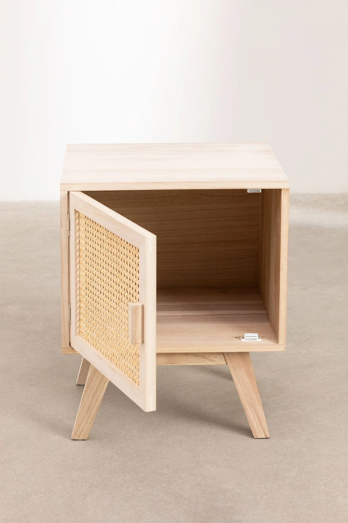 Hazeranlı Rattan Stil Tek Kapaklı Ahşap Komodin 45x55x45 cm