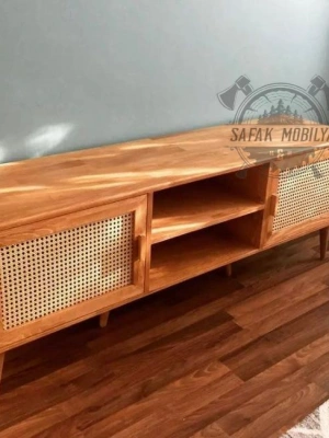 Ahşap hazeran kapak detaylı İskandinav model TV ünitesi.