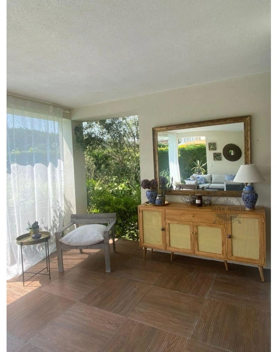 Ahşap masif hazeran kapak detaylı konsol