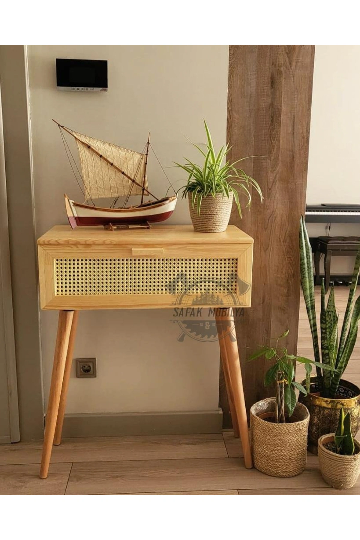 Hazeran Detaylı Ahşap Çekmeceli Modern Dresuar 70x90x30 cm