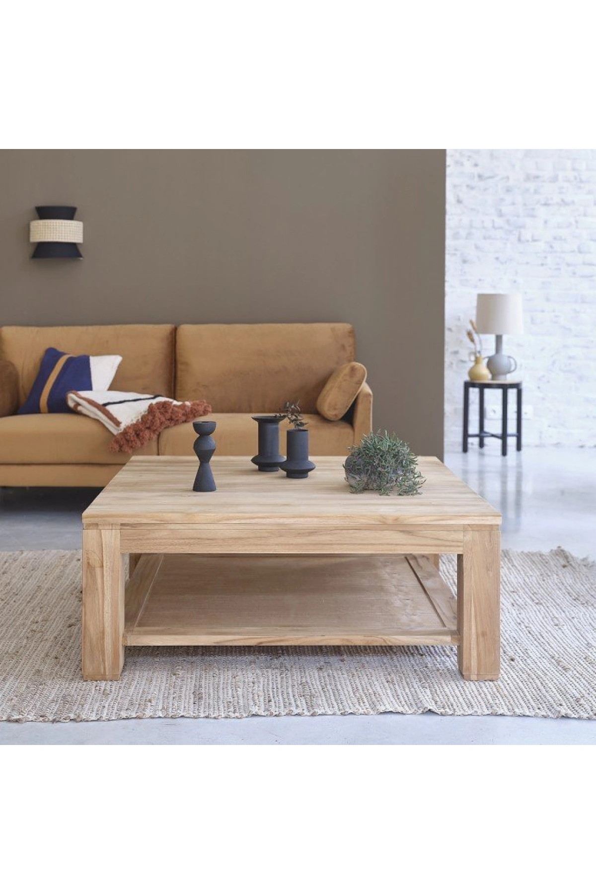 Ahşap masif kare orta sehpa