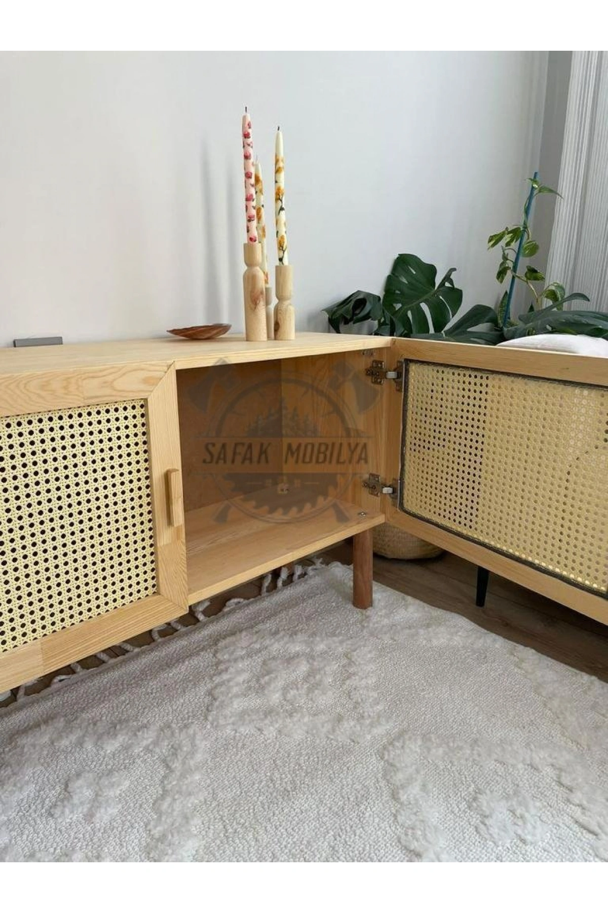 Hazeran Detaylı Ahşap TV Ünitesi 110x60x38 cm