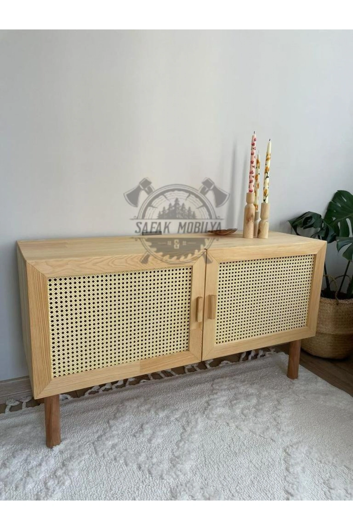 Hazeran Detaylı Ahşap TV Ünitesi 110x60x38 cm