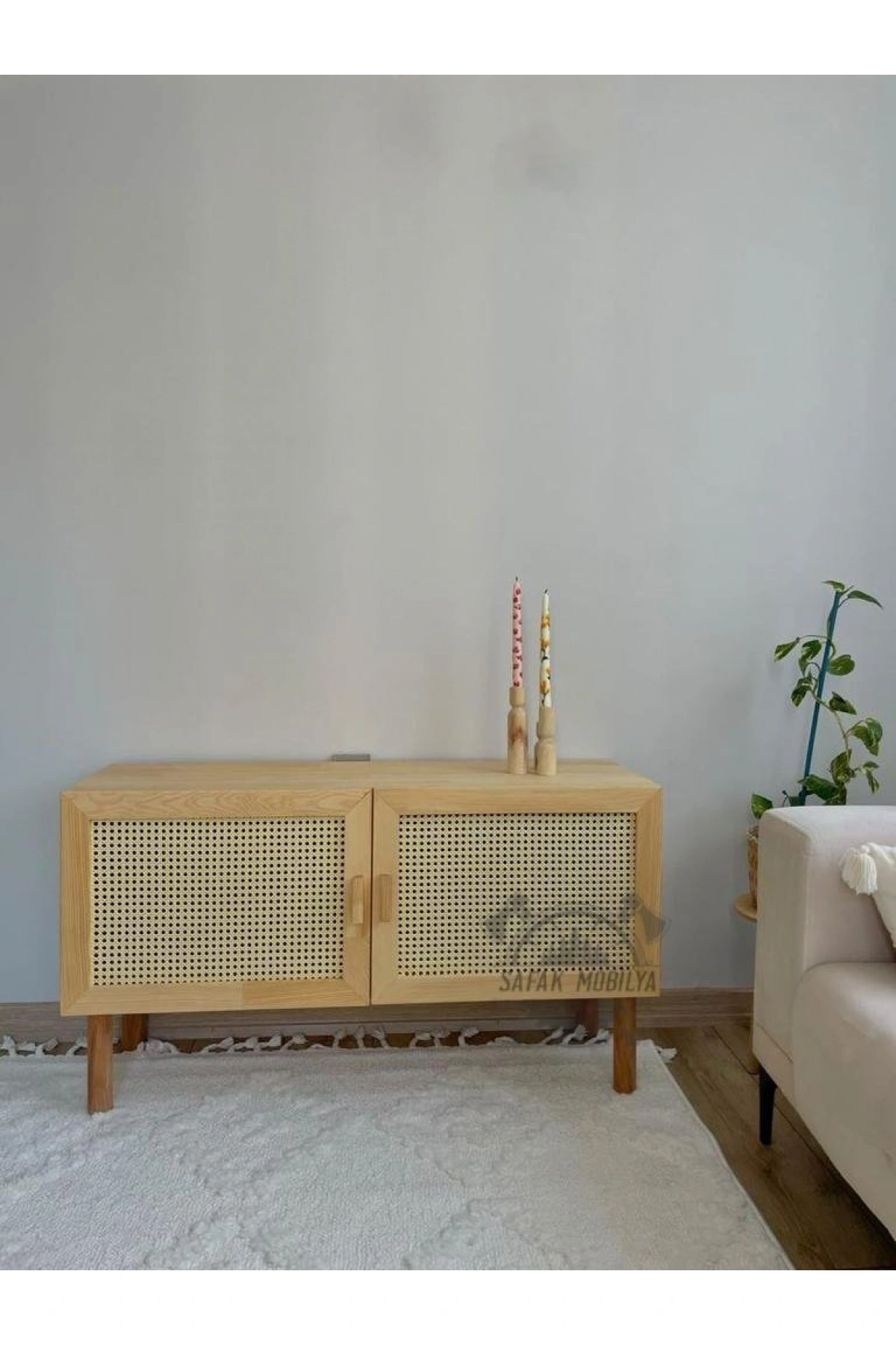 Hazeran Detaylı Ahşap TV Ünitesi 110x60x38 cm