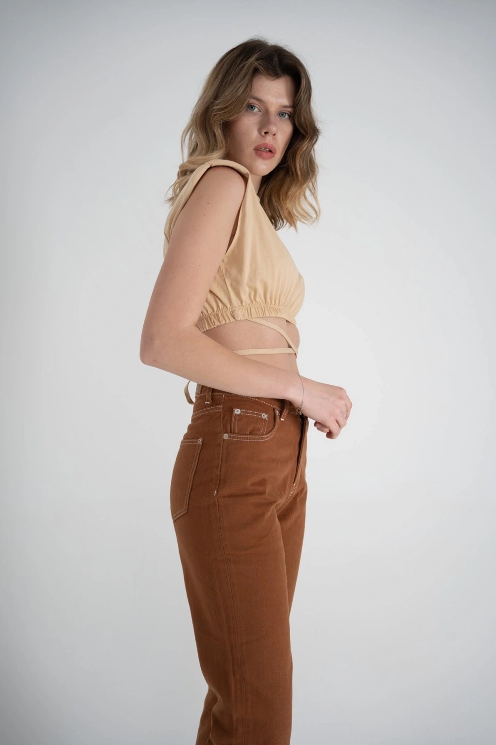 Bel Bağlamalı Crop Candy Tshirt Bej