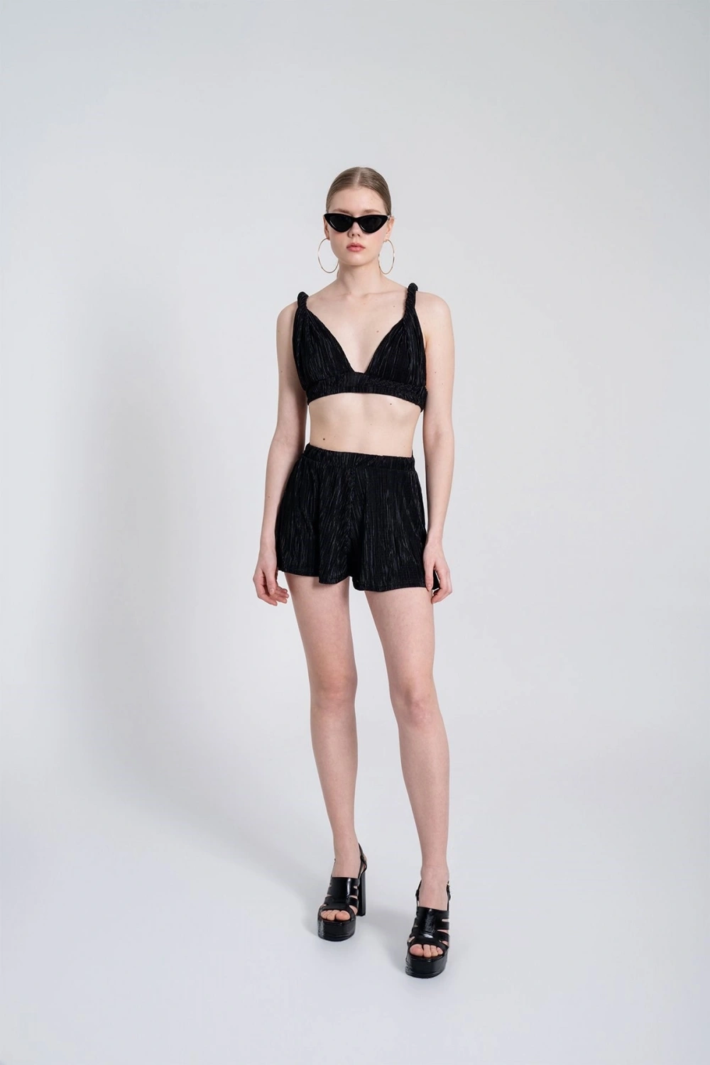 Beli Lastikli Mini Comfy Şort Siyah