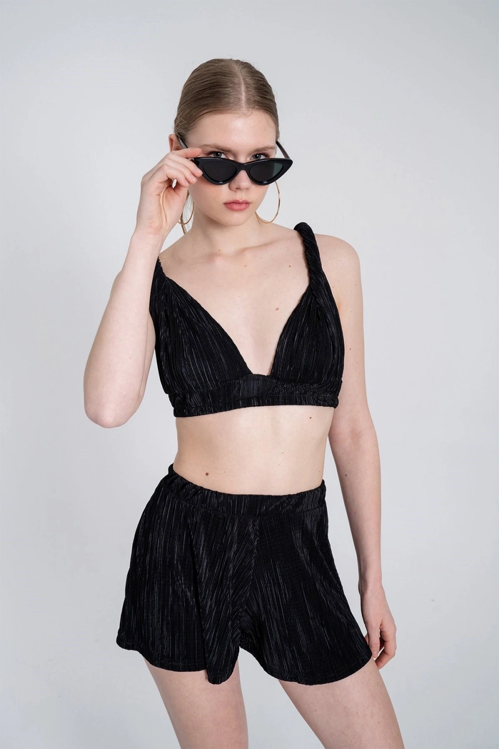 Beli Lastikli Mini Comfy Şort Siyah