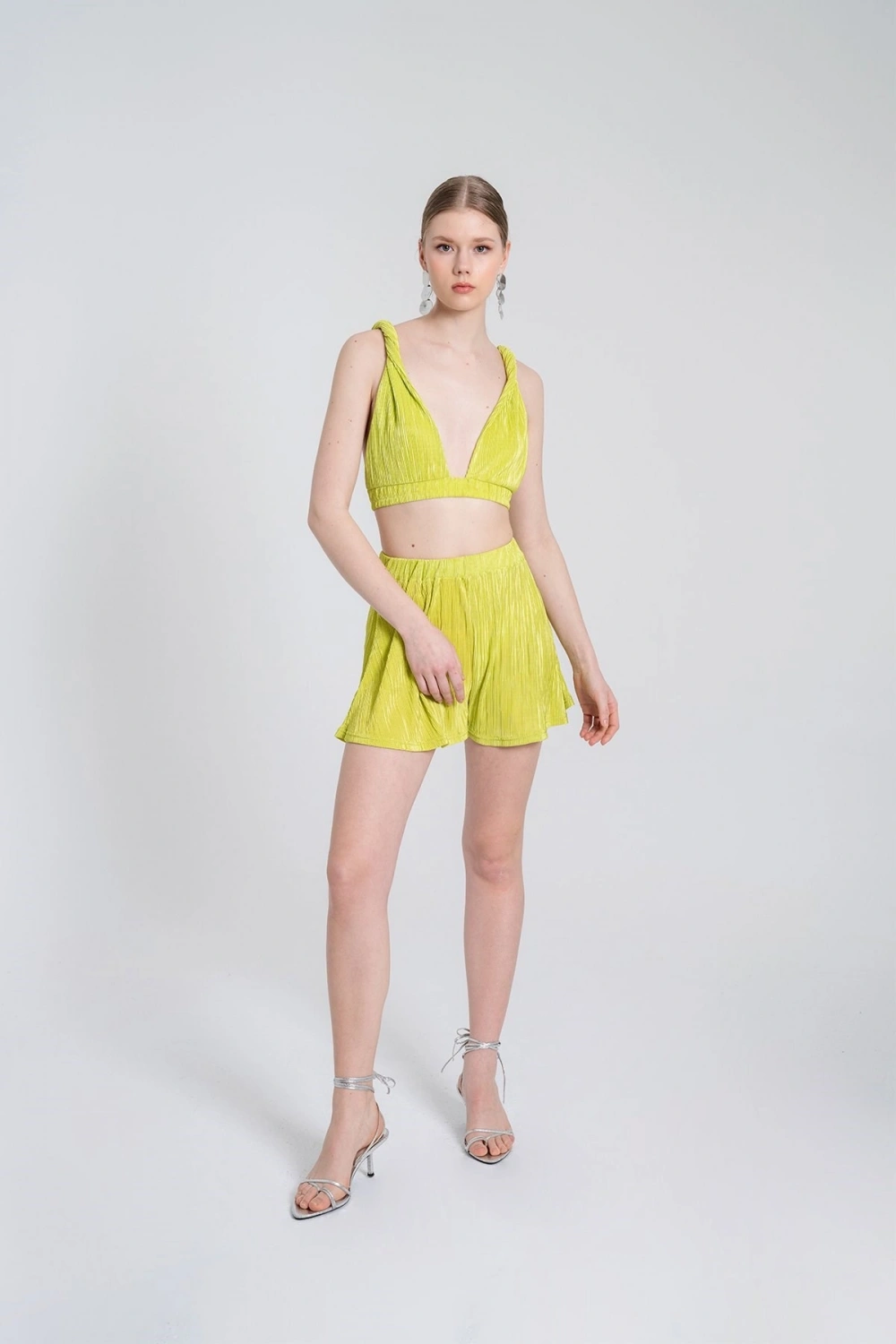 Beli Lastikli Mini Comfy Şort Yeşil