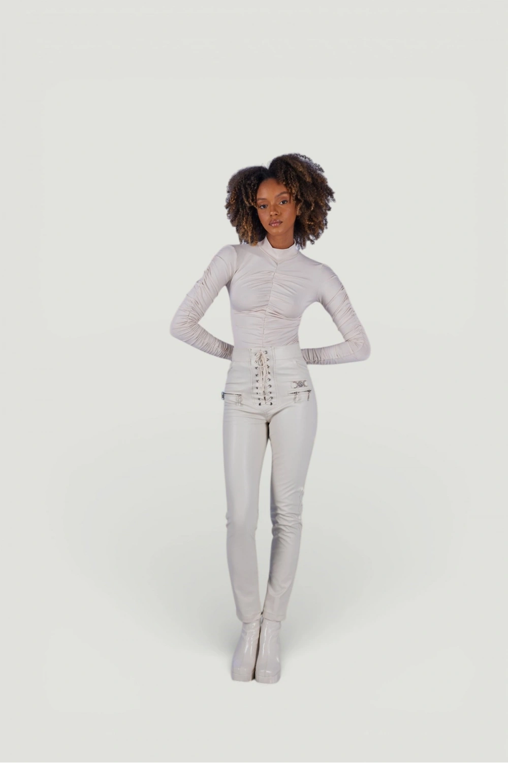 Drape Detaylı Yarım Balıkçı Draped Bluz Ekru