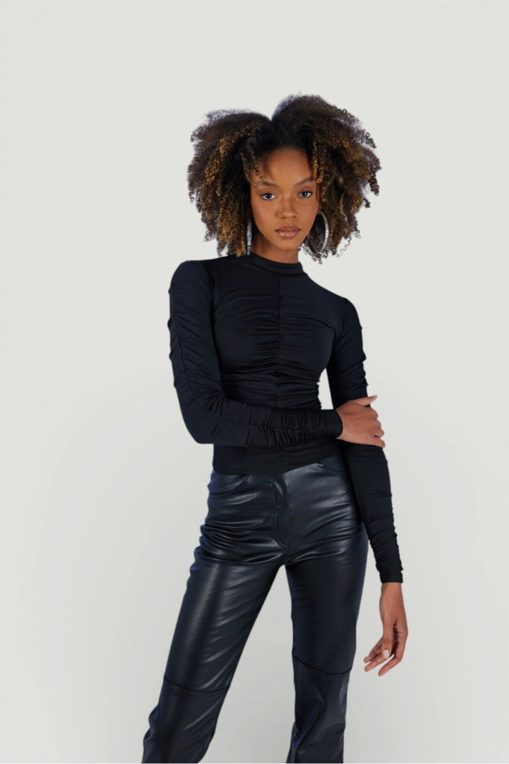 Drape Detaylı Yarım Balıkçı Draped Bluz Siyah