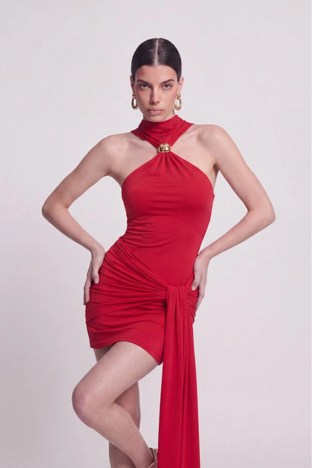 Halter Yaka Aksesuarlı Mini Lilian Elbise Kırmızı
