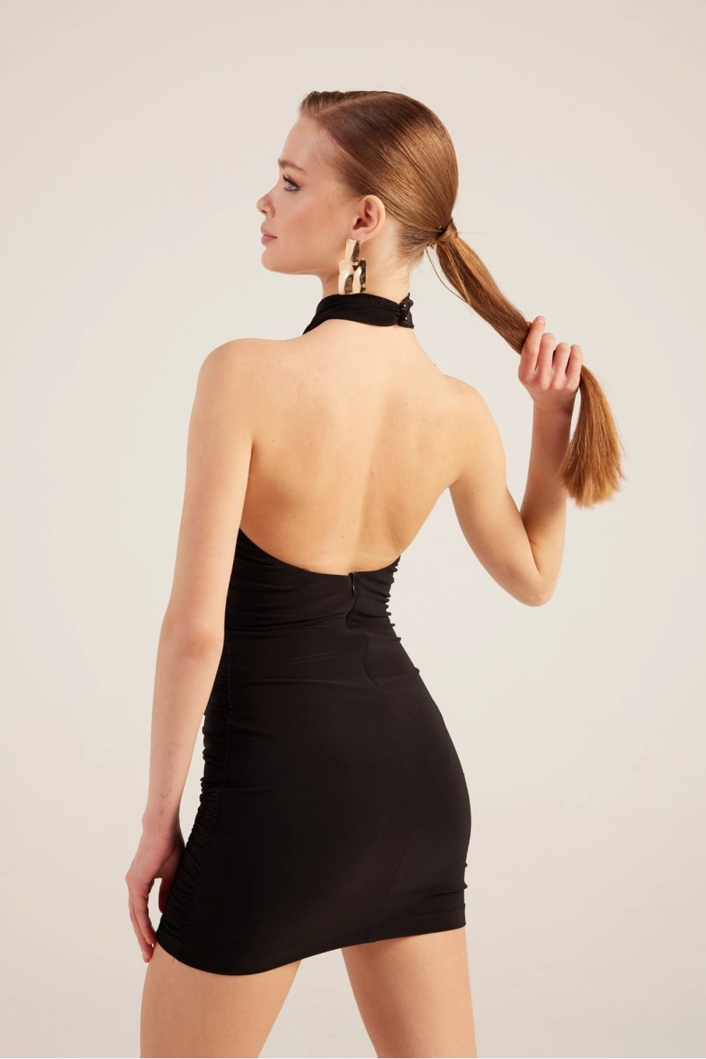 Halter Yaka Büzgülü Mini Perla Elbise Siyah