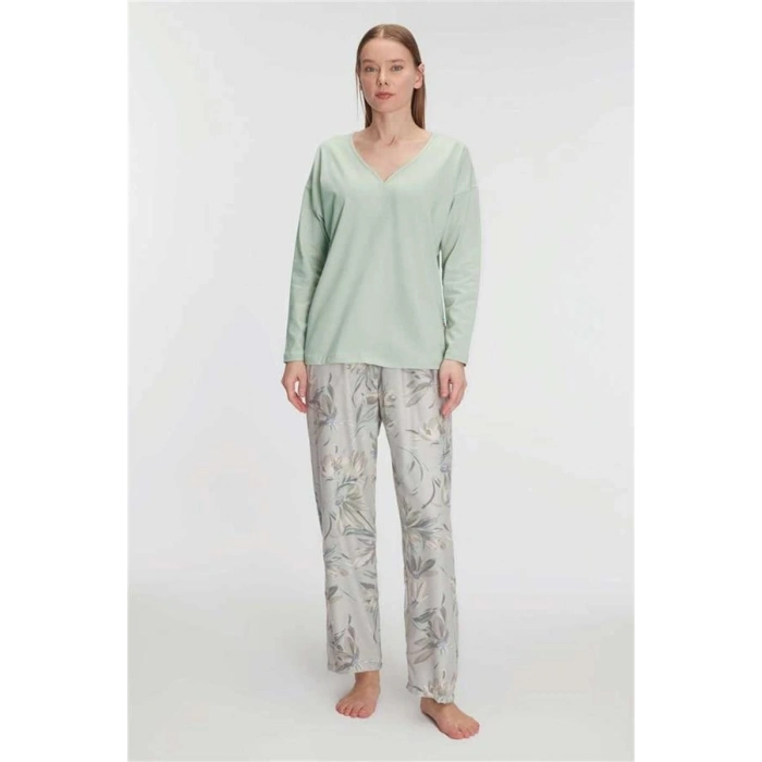 AMORA SECRET KADIN UZUN KOL V YAKA PIJAMA TAKIMI