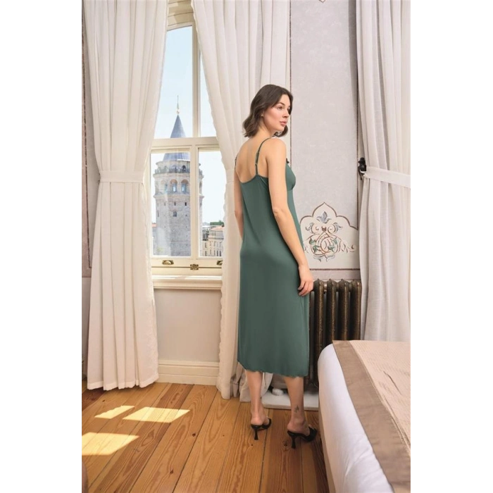 Amora Secret  Çiçek Ve Yaprak Desenli Dantelli Ve Dekolteli Sabahlık Takımı