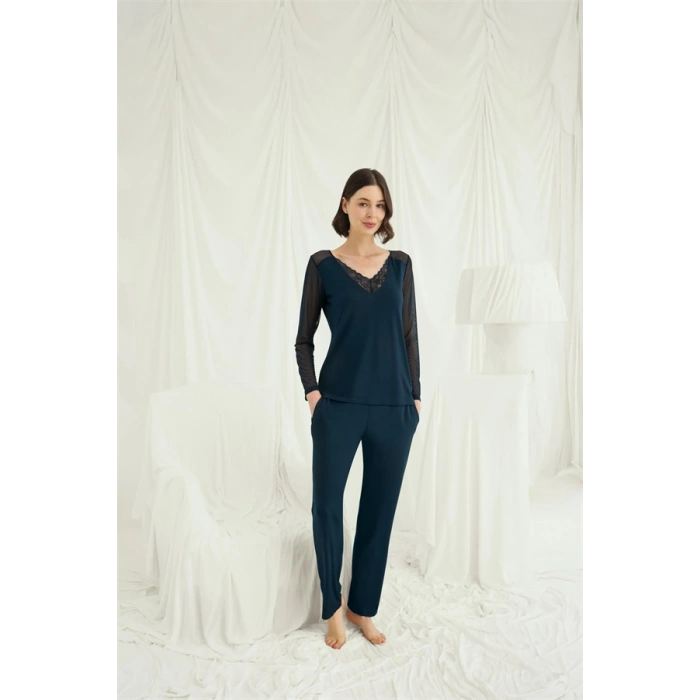 Amora Secret  Sırt Dekolteli Uzun Kollu Tüllü Ve Dantelli Pijama Takımı