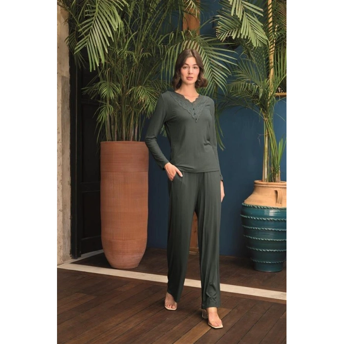 Amora Secret  Uzun Kollu Önü Düğmeli V Yaka Pijama Takımı