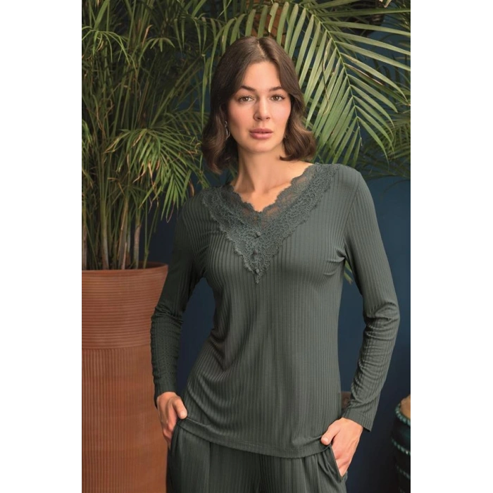 Amora Secret  Uzun Kollu Önü Düğmeli V Yaka Pijama Takımı
