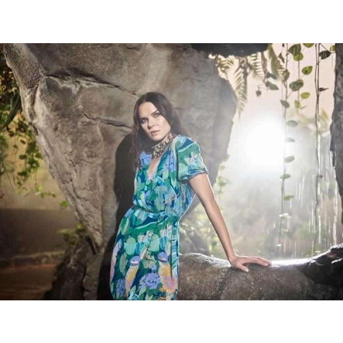 AMORA SECRET KUŞ VE YAPRAK DESENLI ÖNÜ DÜĞMELI ELBISE