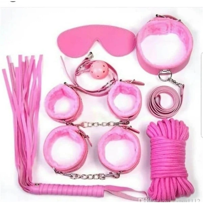 ÖZEL TASARIM GRININ 50 TONU FANTAZI KELEPÇE KIRBAÇ SETI