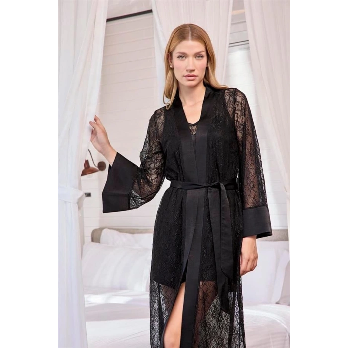 UZUN KOLLU DANTELLİ VE KUŞAKLI SABAHLIK