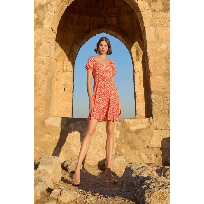 AMORA SECRET VISKON ÇIÇEK DESENLI KISA KOLLU ELBISE