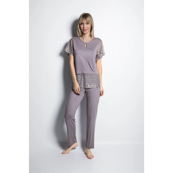 AMORA SECRET YAKASI DETAYLI BRODE DANTELLI PIJAMA TAKIMI