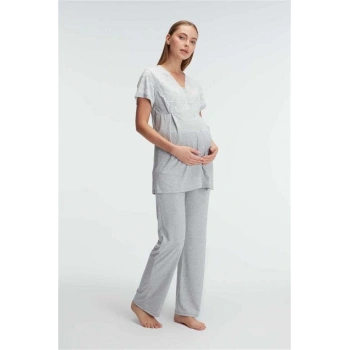AMORA SECRET KISA KOL V YAKA KADIN POLYESTER ELASTAN YAZLIK ÖRME DANTEL DETAYLI HAMILE PIJAMA TAKIMI