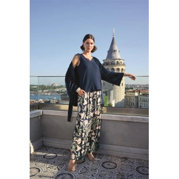 Amora Secret  Yaprak Desenli Ve Dantelli 3lü Pijama Takımı