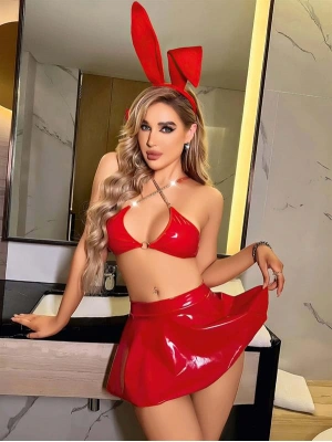 Amora Secret Kadın Fantazi İç Giyim Kırmızı Zincir Detaylı Fantezi Deri Etekli Tavşan Kostümü - li ve Zarif Tasarım