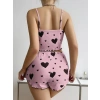 Amora Secret Kadın Fantazi İç Giyim Pamuklu Pembe Üstüne Siyah Kalp Desenli Askılı Fitilli Şortlu Pijama Takımı - Şehvetli ve Zarif Tasarım