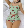 Amora Secret Kadın Fantazi İç Giyim Pamuklu Yeşil Üstüne Çilek Desen Fitilli Askılı Şortlu Pijama Takımı - Şehvetli ve Zarif Tasarım