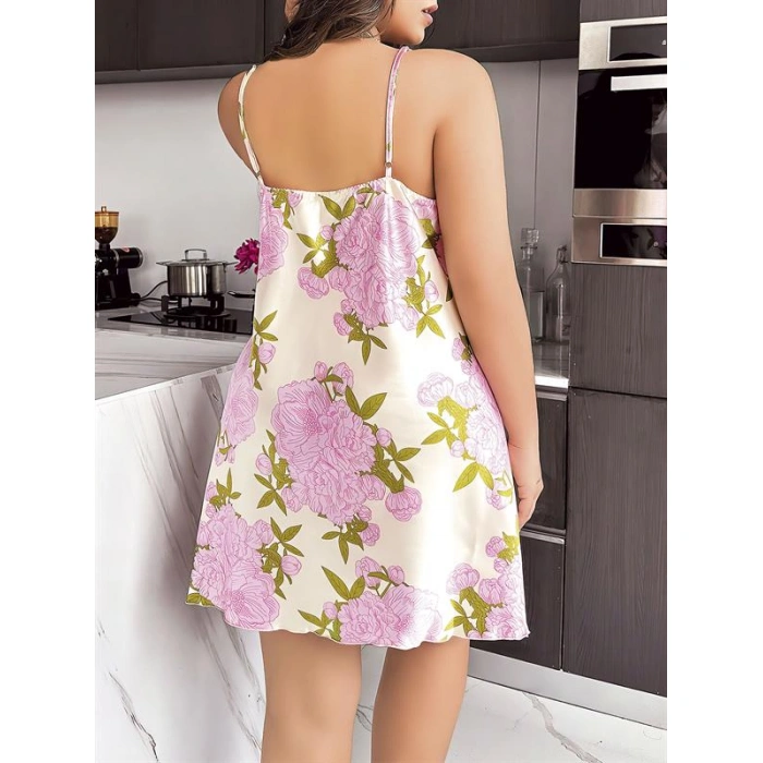 Amora Secret Kadın Fantazi İç Giyim Büyük Beden Saten Çiçek Desenli Dantel İşlemeli Yırtmaçlı İnce Askılı Gecelik - Şehvetli ve Zarif Tasarım