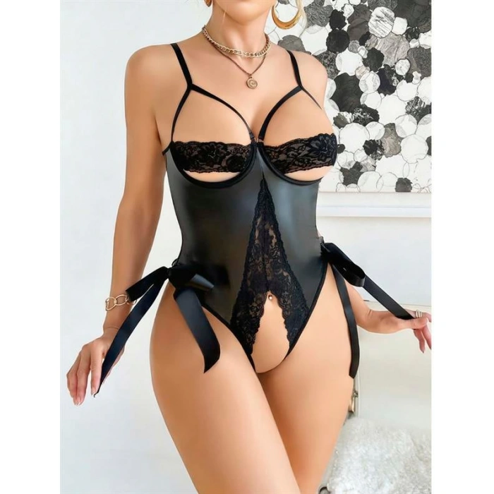 ÖZEL TASARIM  SIYAH DANTEL İŞLEMELI ÖZEL BÖLGESI AÇIK FANTEZI DERI BODY