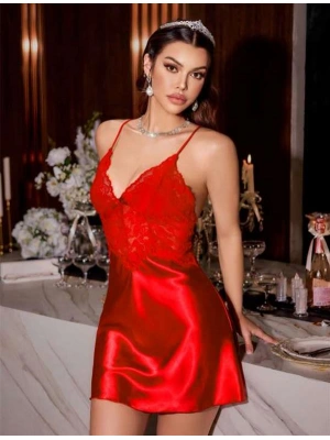 Amora Secret Kırmızı Dantel İşlemeli İnce Askılı Sırt li Saten Mini Gecelik
