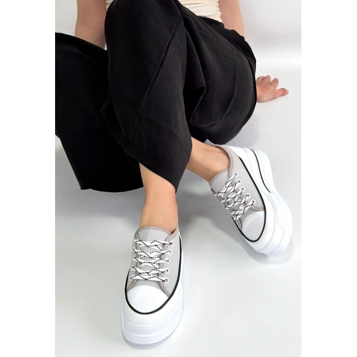 Dalen Gri Keten Bağcıklı Spor Ayakkabı