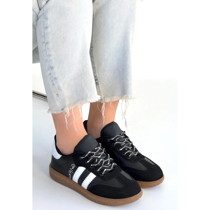 Zerti Siyah Cilt Bağcıklı Spor Ayakkabı