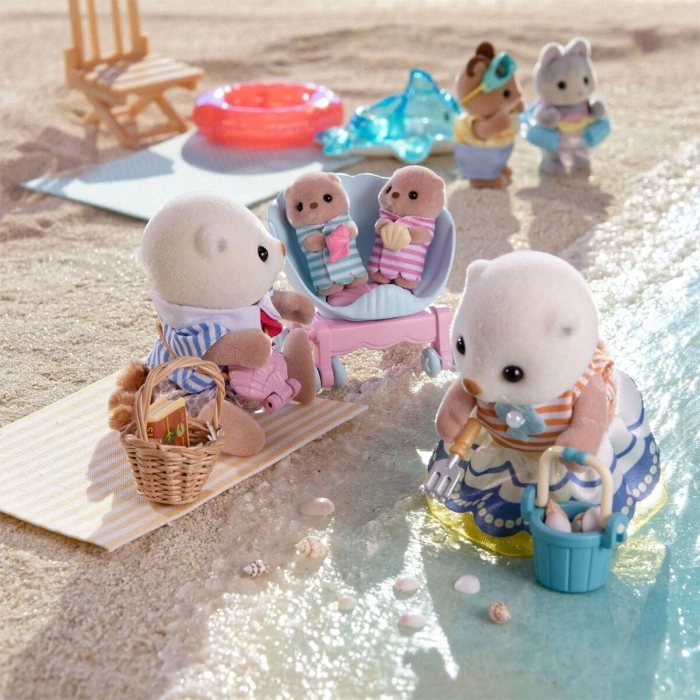5803 Sylvanian Families Su Samuru Ailesi +3 Yaş