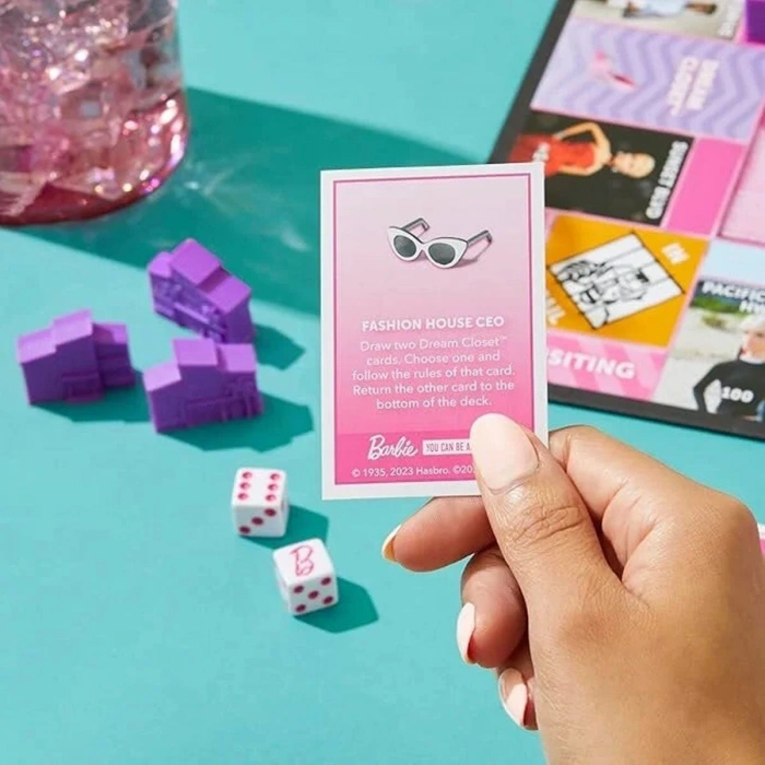 G0038 Monopoly Barbie