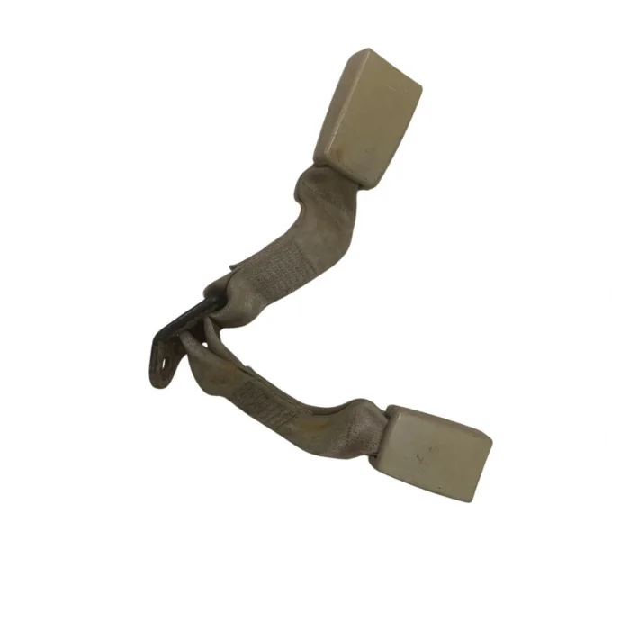 emgrand arka emnıyet kemeri çiftli olan