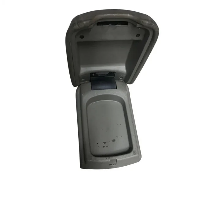 GEELY EMGRADN  ORTA KOLÇAK KAPAĞI