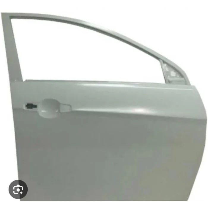 emgrand ön sağ kapı