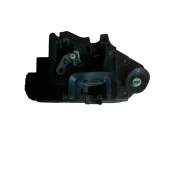 geely emgrand kapı kilidi arka sağ orj