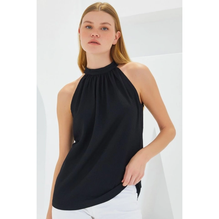 0489 Halter Yaka Örme Bluz  Siyah