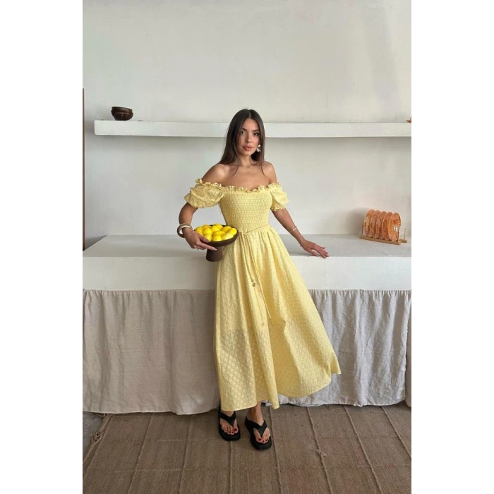 arı Gipeli Brode Elbise