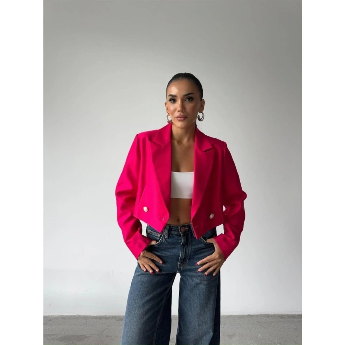 ARKAI İNCİ DÜĞME DETAYLI CROP CEKET  Fuşya