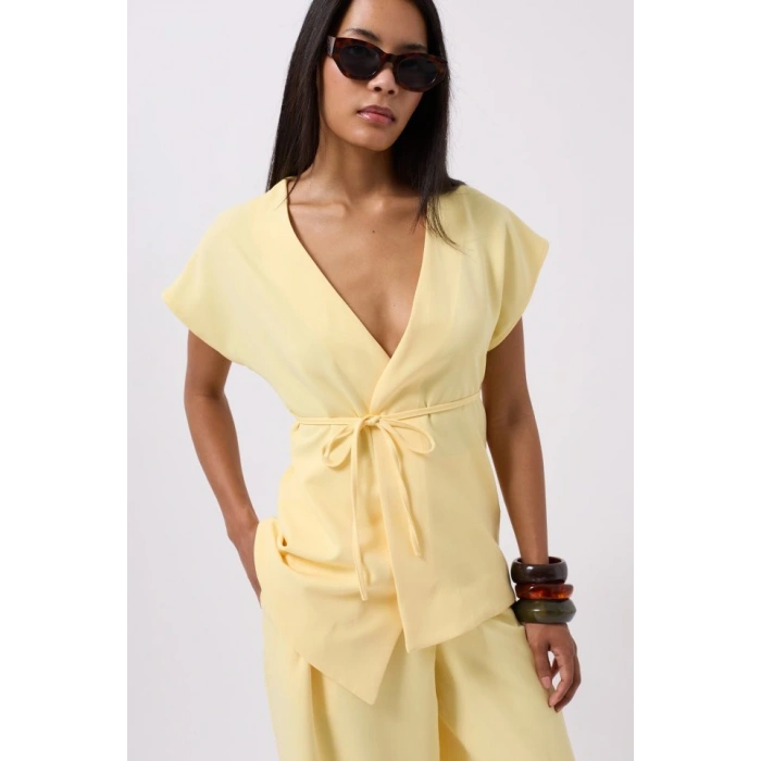 Bağcık Detay Yelek