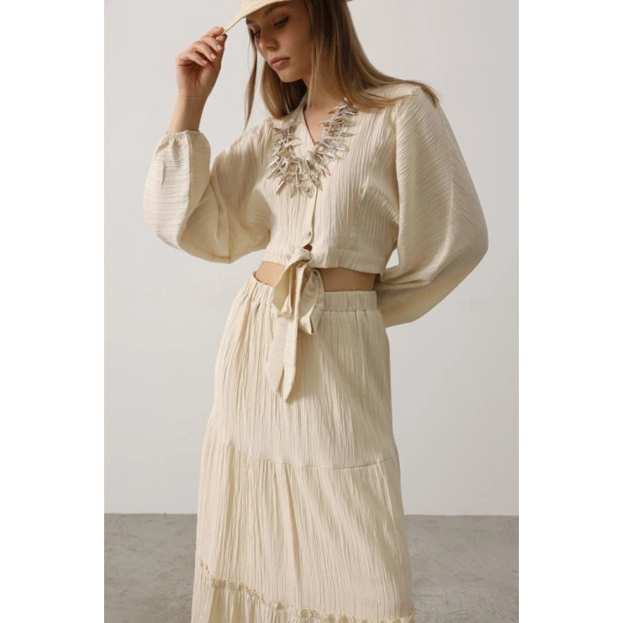 Balon Kollu Etekli Kaş Takım  Taş